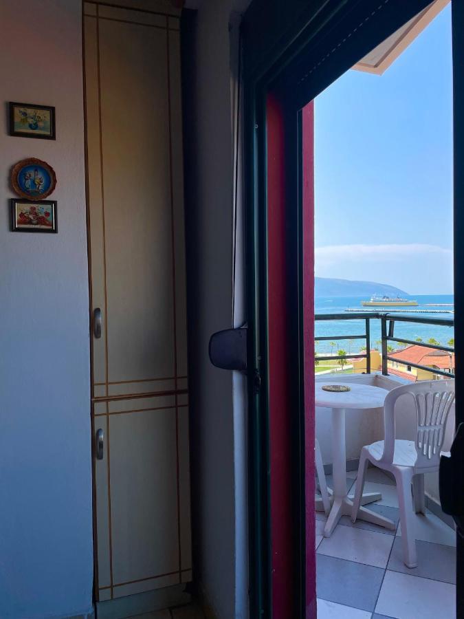 Sea View Apartment Влёра Экстерьер фото