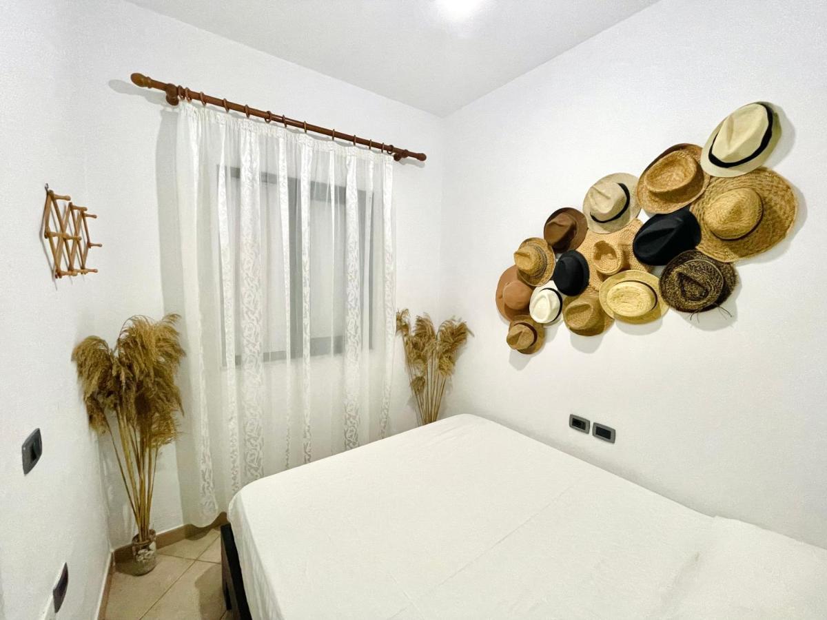 Sea View Apartment Влёра Экстерьер фото